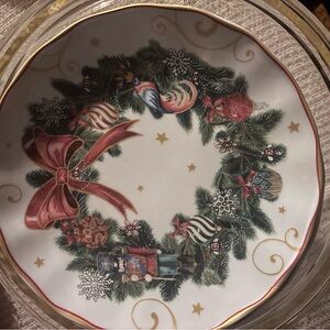 Twas The Night Before Christmas Williams Sonoma dinner plates (2)